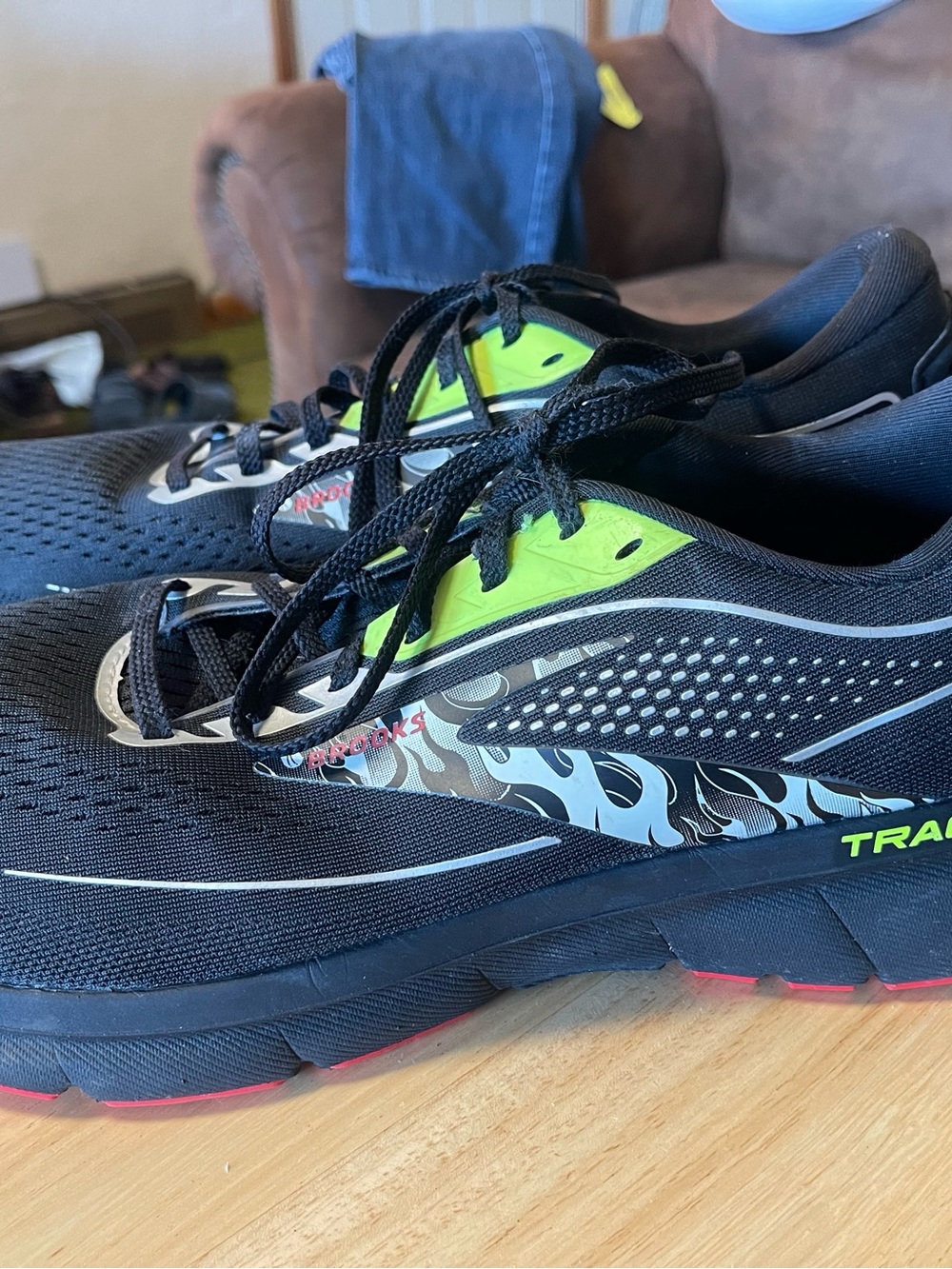 Brooks Trace Men's Mesh Breathable Running Shoes Lace-Up Low Top US 12 D